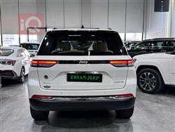 جیپ گراند شیرۆکی